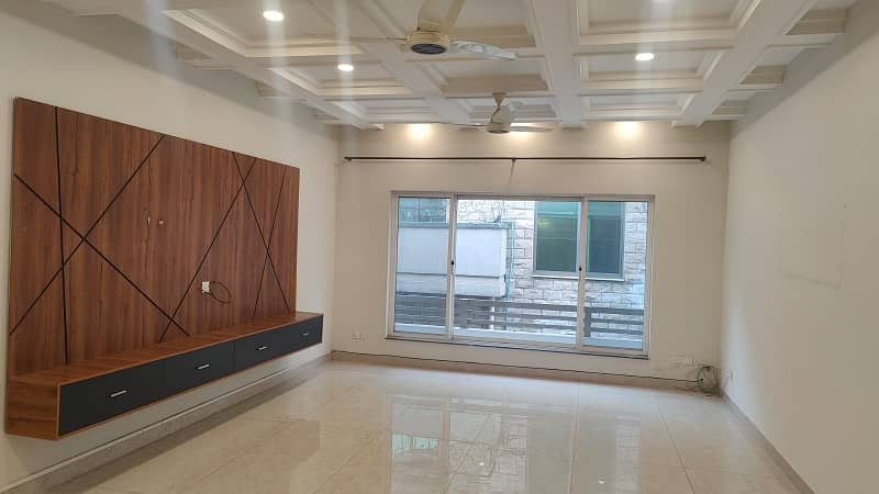 Upper PORTION For RENT 23