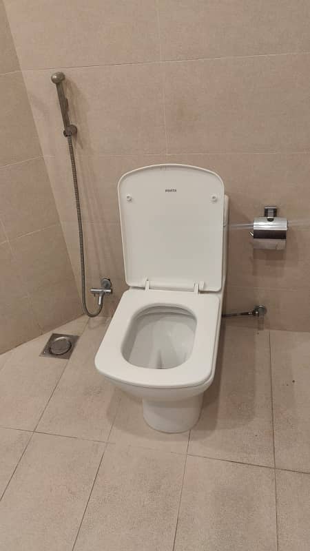 Upper PORTION For RENT 45