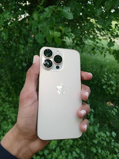 iphone 13pro jv what'sapp  03/24/63/414/26