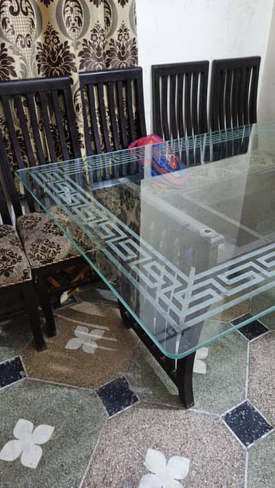 6 Seater Decent Like New Dining Table