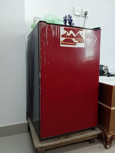 Dawlance small Fridge