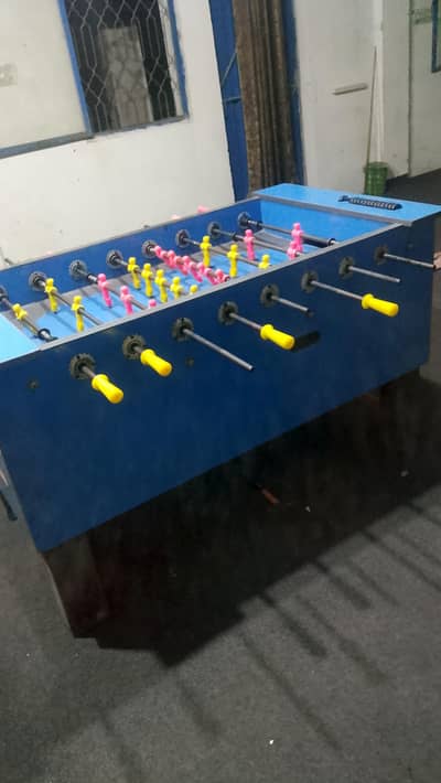 fiuse Ball game new condition