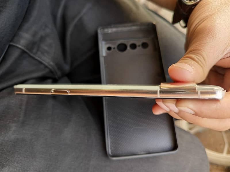 Google Pixel 7 Pro (Mint Condition) 2