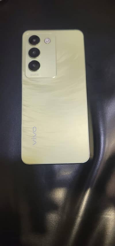 Vivo Y100