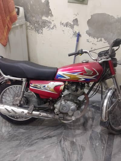 lush condition 125 for sale