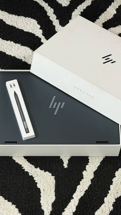 HP Spectre x360 16 inch, Core Ultra 7 155H, RTX 4050 6 GB