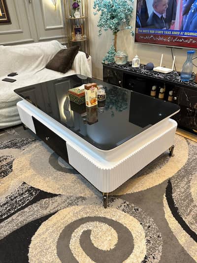 Glossy Black & White Center Table | 10/10 Condition