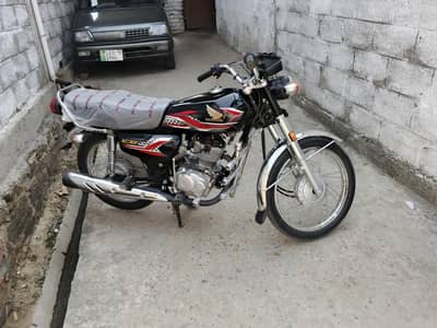 Honda 125 Model 2024 BLACK 