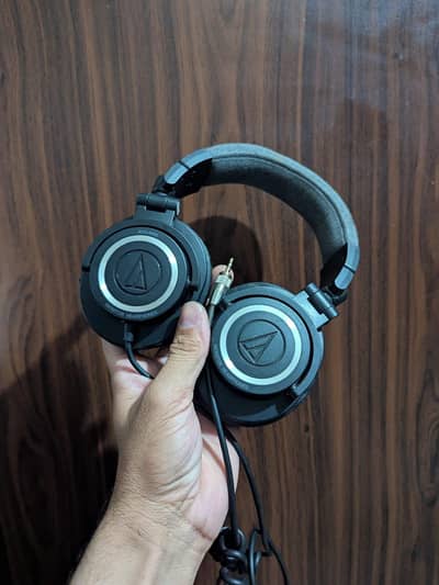 AUDIO TECHNICA ATH-M50 FOR SALE