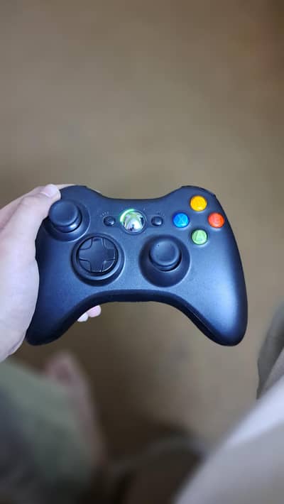 xbox 360 in good 10/10 condition
