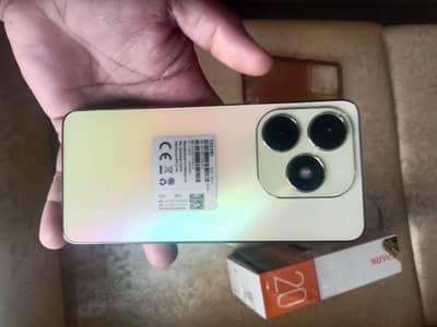 Tecno spark 20 8+8 256 with orgnal box charge sth ha no open no repair