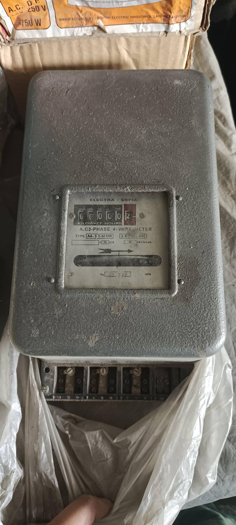 different electric items 10