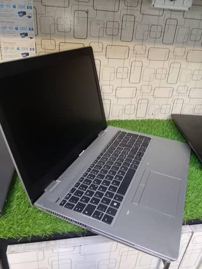 Core 13 8th 8gb ram 256gb ssd model 640g5