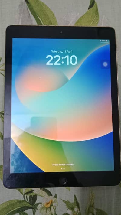 Ipad 5th Generation  tablet