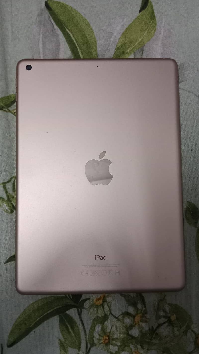 Ipad 5th Generation  tablet 2