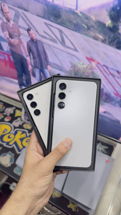 Samsung S24 Plus 5G 12/256 Dual sim Approved with Box Stock