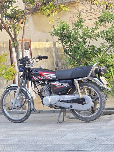 honda 125  25 model