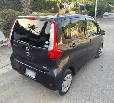 Nissan dayz 2015 / 2018 Push start automatic 660cc eco idle stop