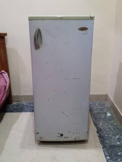 SG-14 SMALL FRIDGE FOR SALE