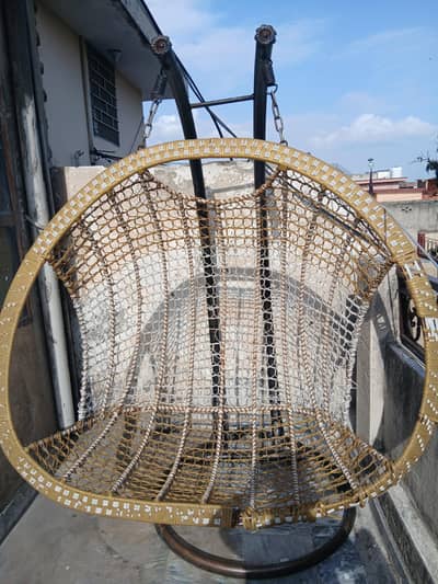 “Jhoolay for Sale –  Large Available” ya