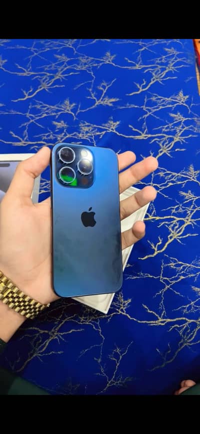 15 pro jv non active 128 gb 88 health 10/10 with box