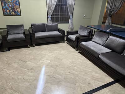 Modern 7-Seater Sofa Set – Solid Wood – Excellent Condition