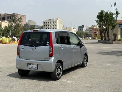 Daihatsu Move X 2014 Model Family Used Car Best Fuel Average