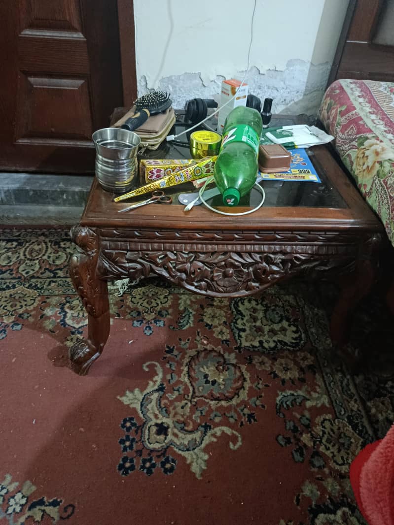 Sofa set with tabels 5