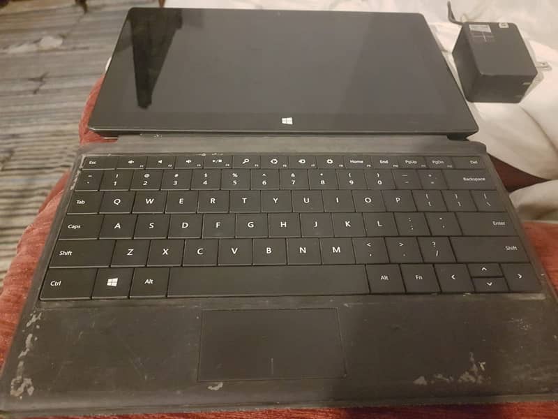 Windows 8 Pro Surface 4