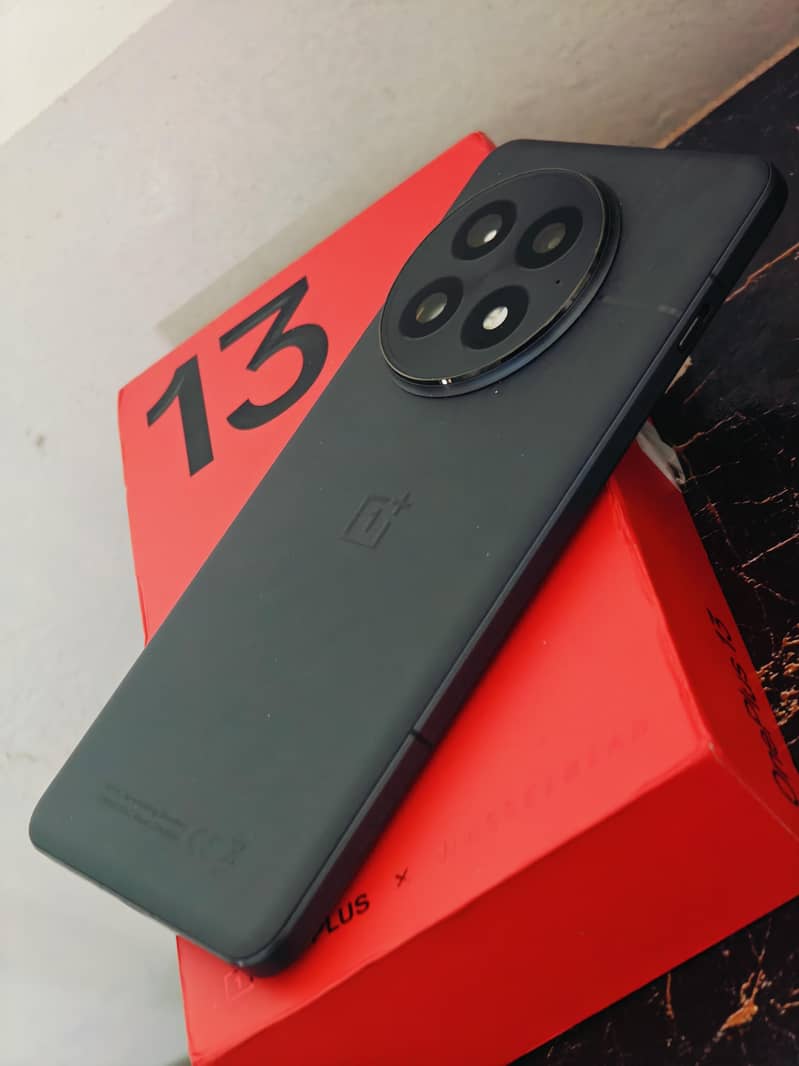 OnePlus 13 1
