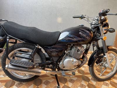 SUZUKI GS150 SE
