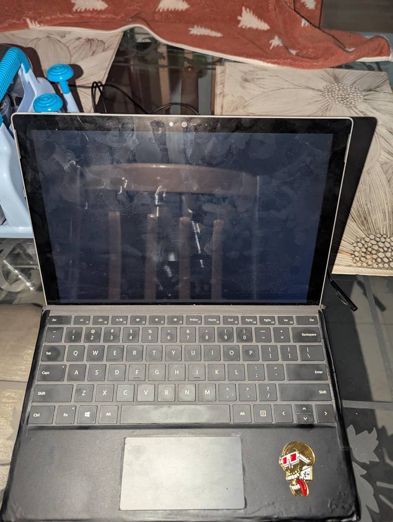 Microsoft surface laptop 2