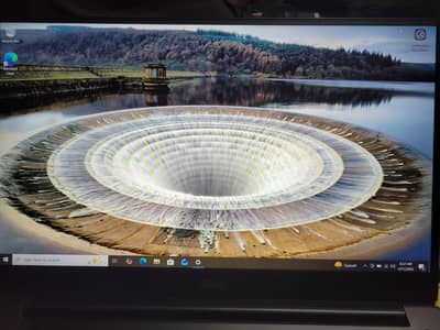 Dell precision 5510 - 2 gb graphic - 8 gb -  256gb