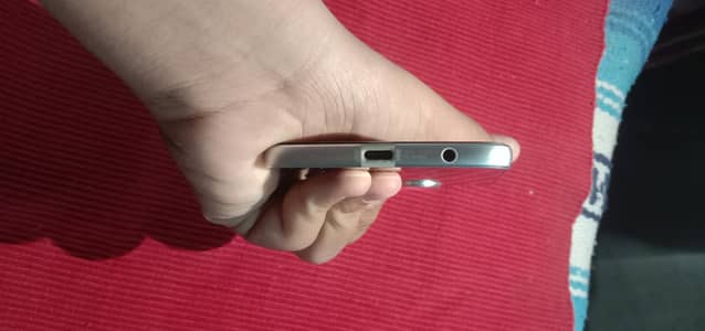 bhai YouTube dekhte hue achanak band ho Gaya tha