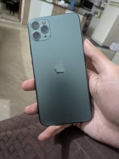 11 pro max 256 penal glass break and line exchange possible