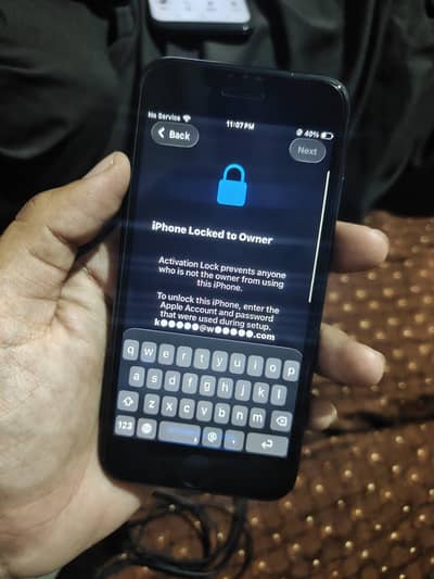 IPhone SE 2020 64 gb MDM LOCKED