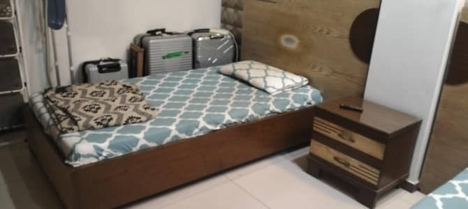 Bed & dressing table for sale