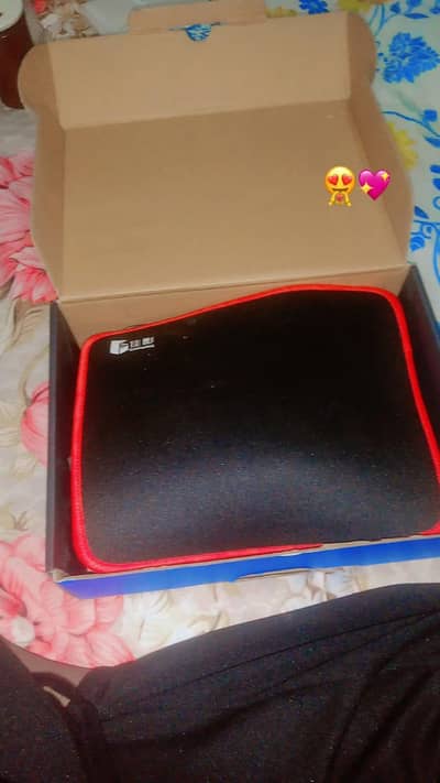 amazing gaming mobile 5in1 mouse keyboard with RGB lights