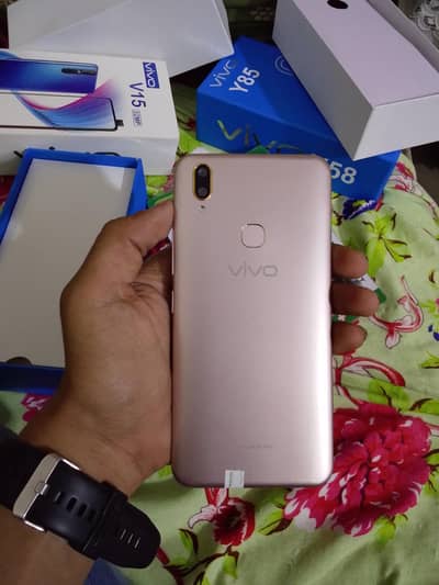vivo y85 all ok mobile with box not any fault