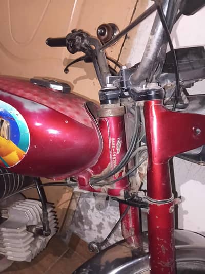 yamaha yb100 100cc bike content no. 03369303601