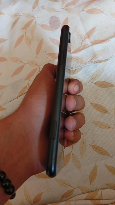 iPhone xr fu 9/10 exchange possible