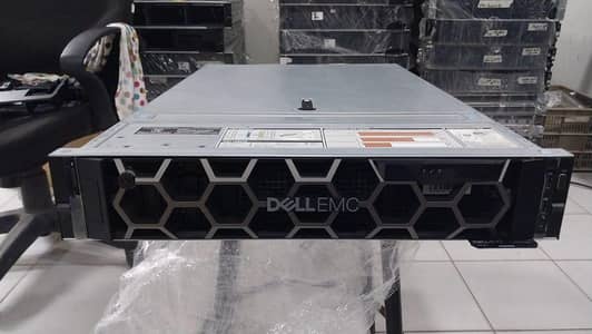 Dell PowerEdge R740 Server | Dual Gold 6138 | 128GB RAM | 8 Bay 3.5”