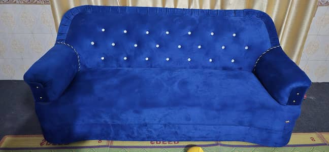 5 Seater Sofa Set New Condition