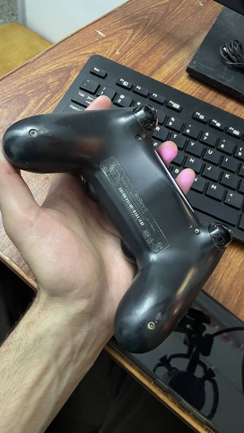 Original PS4 controller 2