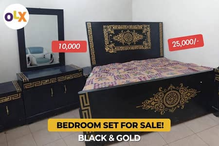 king bed + dressing table + 2 side tables