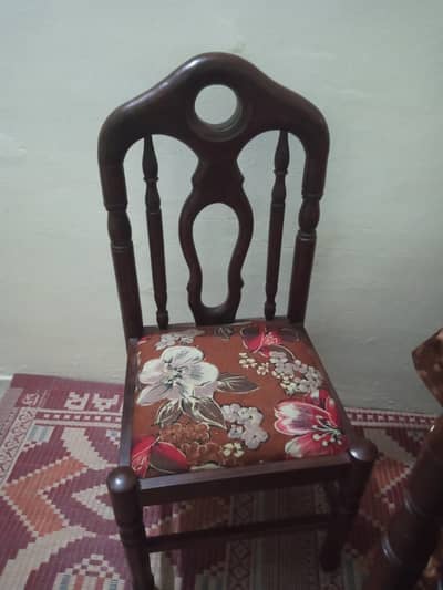 Round wooden table for sale
