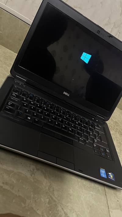 Dell latitude E6440 core i5 4/500