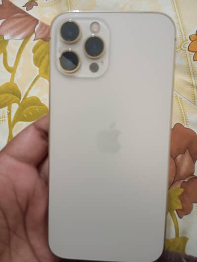 iPhone 12pro MEX far selle party's 10 by 10 saman hy
