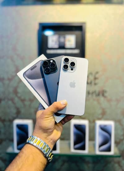 iPhone 15 pro max 256GB Non PTA Canadian