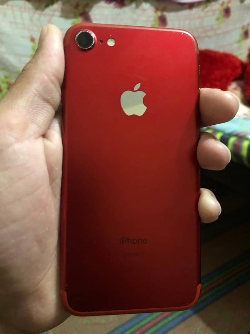Apple iPhone 7 1